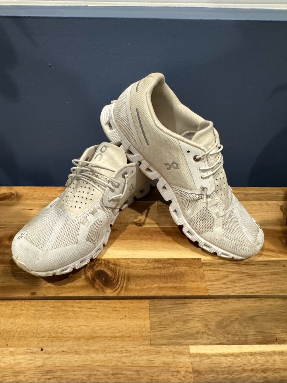 On Cloud Women's Lightweight Sneakers in White 10.5